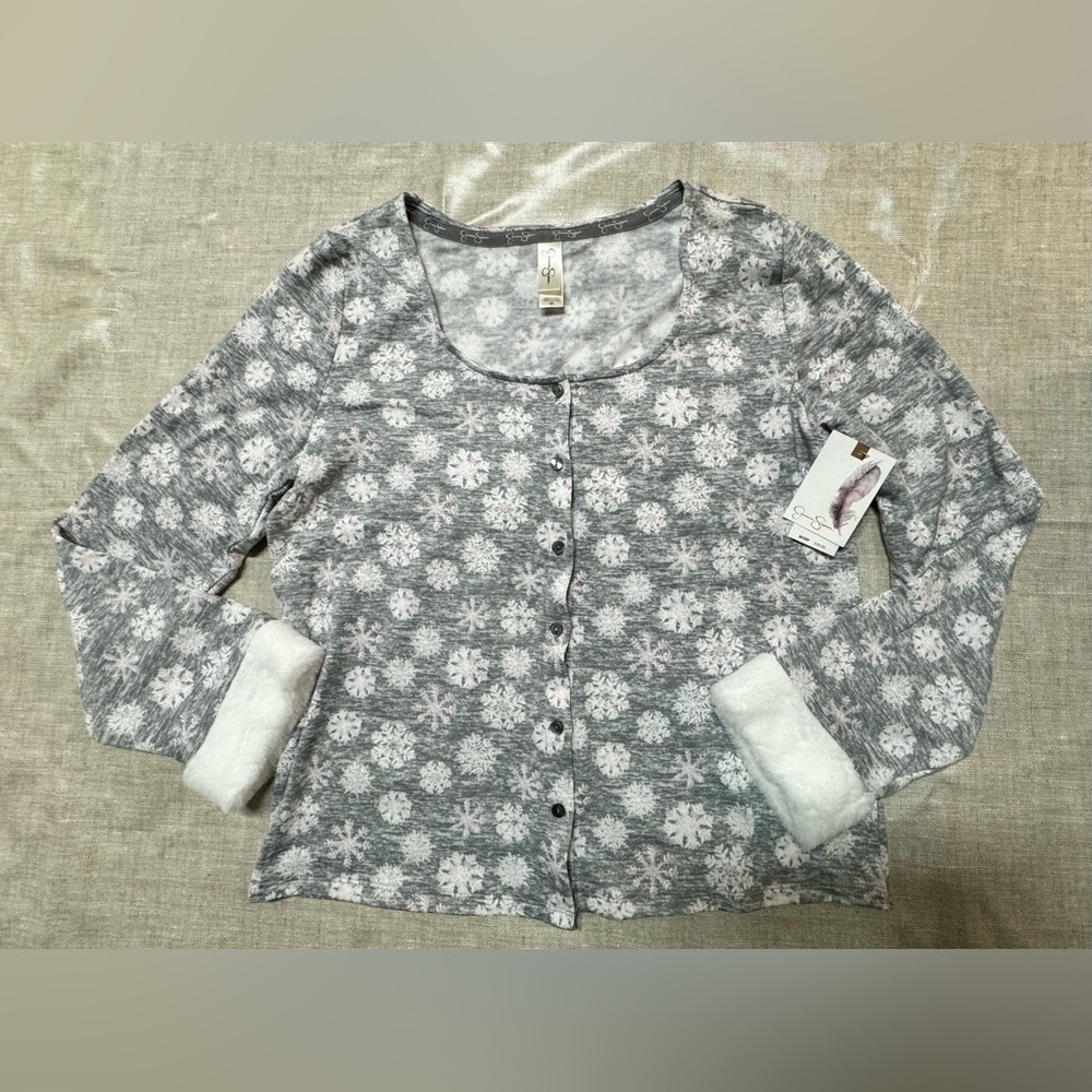 Jessica Simpson Gray Snowflake Button Down Shirt